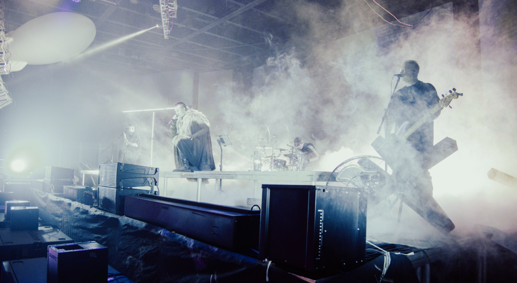 Фото В Новосибирске опубликованы яркие кадры концерта металл-группы Radio Tapok 8